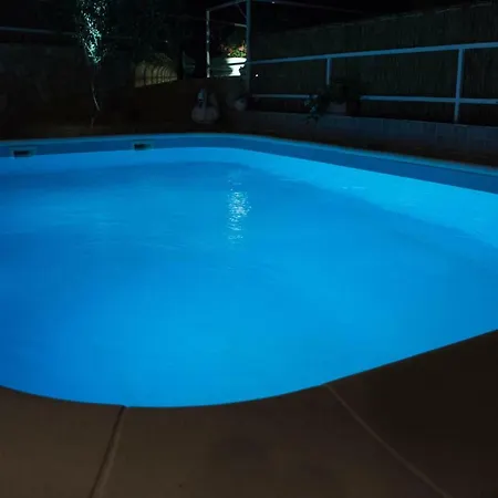 With Pool Split Vibe