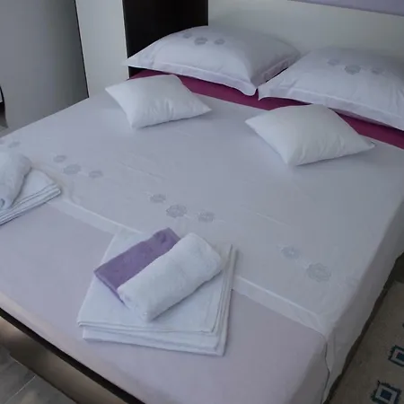 Apartamento With Pool Split Vibe Solin