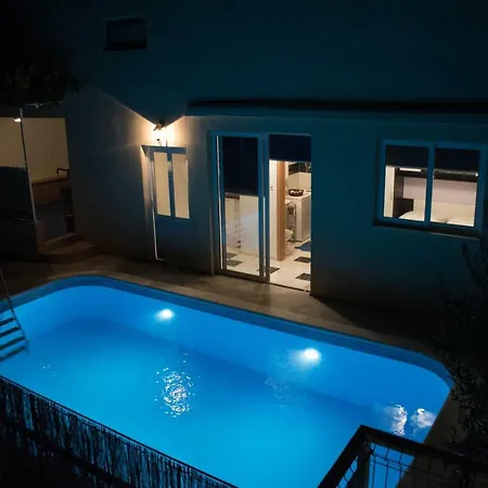 Apartamento With Pool Split Vibe *