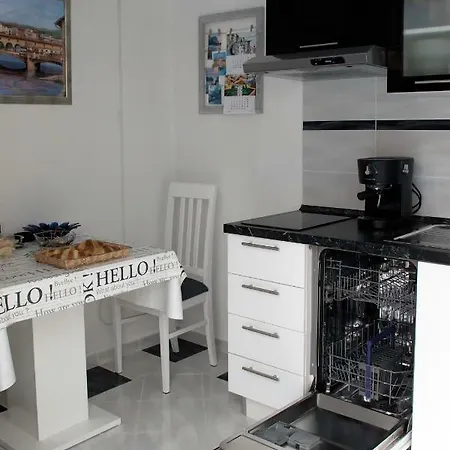 Apartamento With Pool Split Vibe Solin