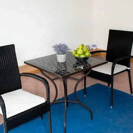 Apartamento With Pool Split Vibe Solin